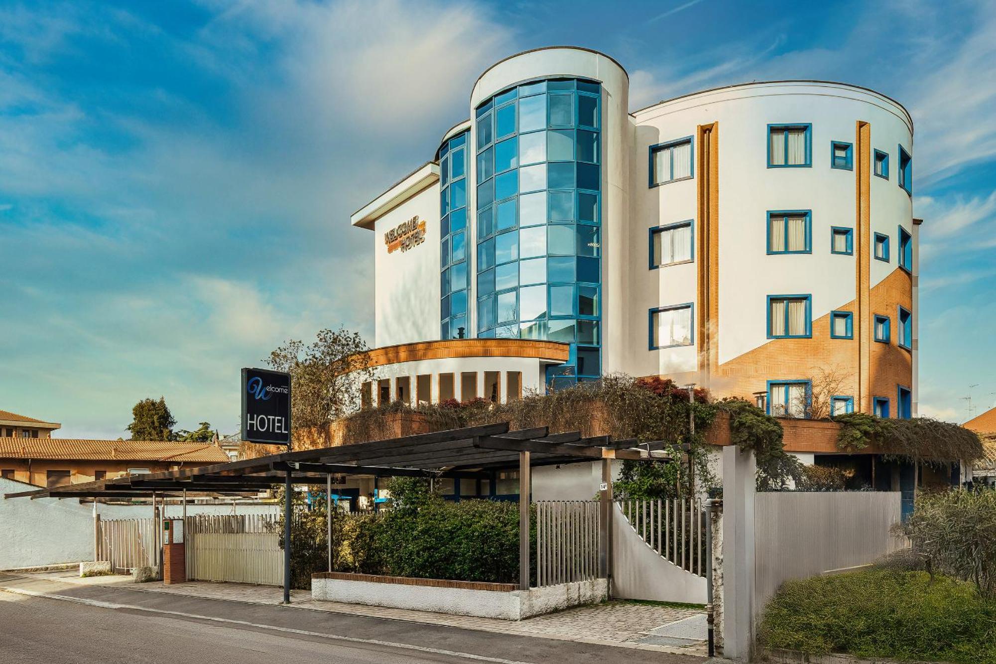 Welcome Hotel Legnano Exteriér fotografie