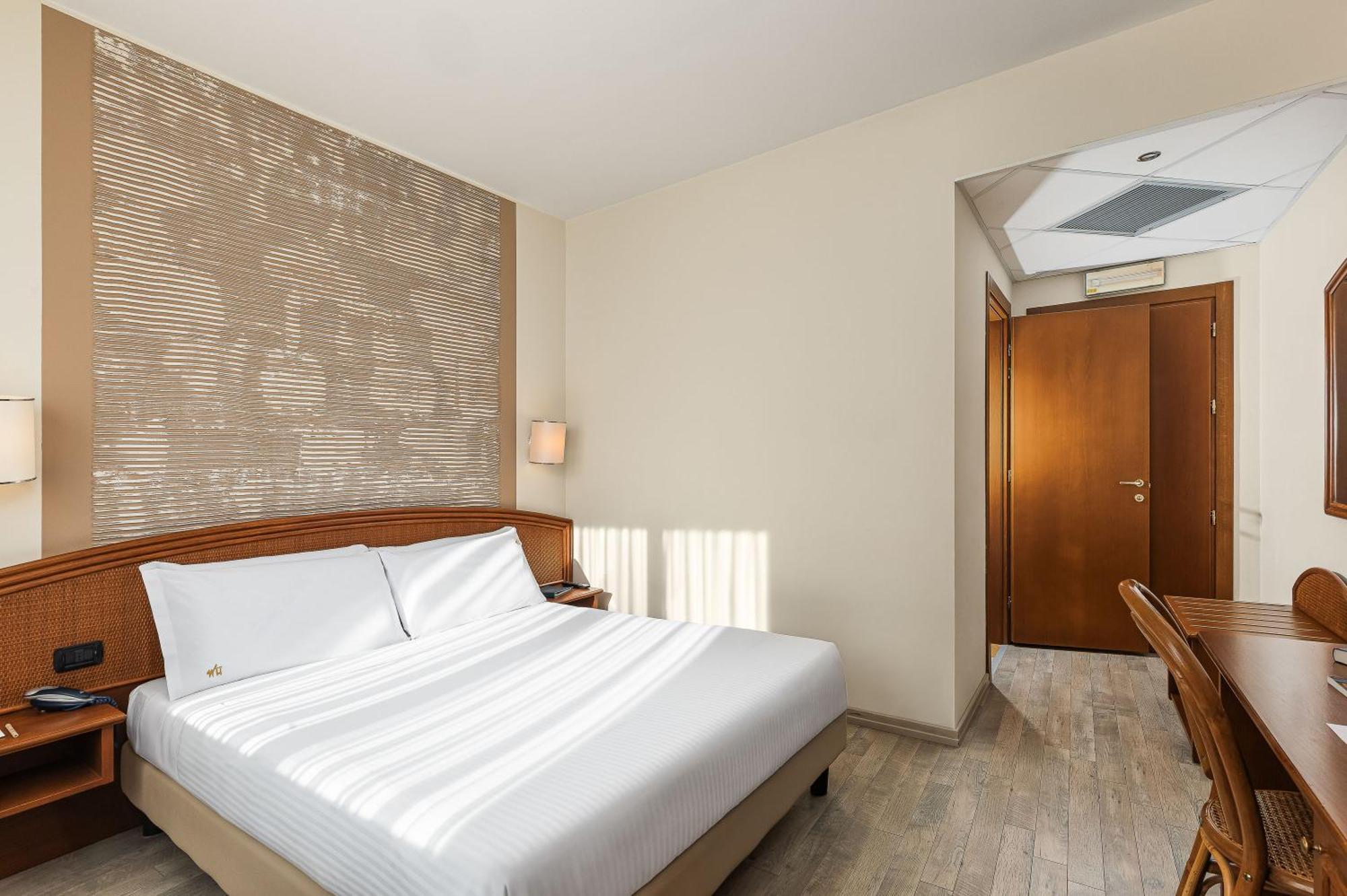 Welcome Hotel Legnano Pokoj fotografie